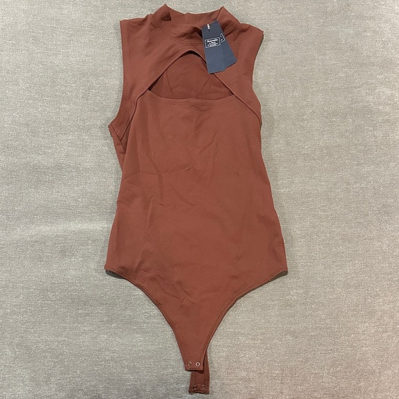 Abercrombie & Fitch Tops - Abercrombie & Fitch Rust Sleeveless Bodysuit